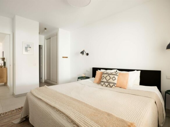 FOR SALE 🏡 Apartment with Tourist Licence – La Maestranza, Nueva Andalucía, Marbella