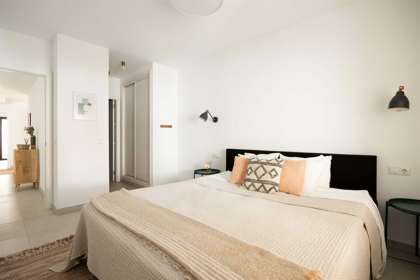 FOR SALE 🏡 Apartment with Tourist Licence – La Maestranza, Nueva Andalucía, Marbella