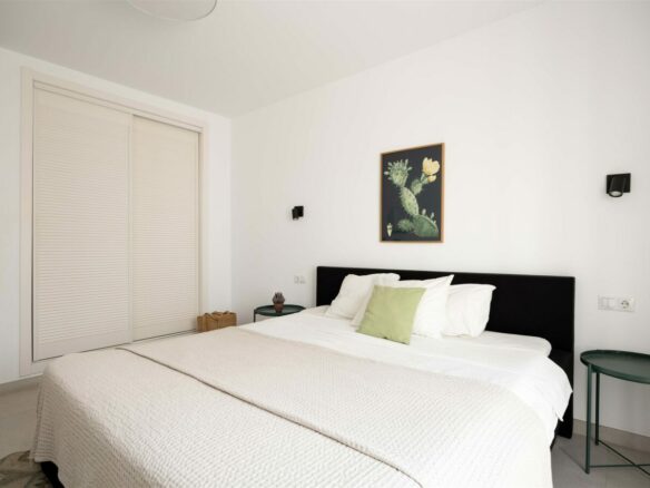 FOR SALE 🏡 Apartment with Tourist Licence – La Maestranza, Nueva Andalucía, Marbella