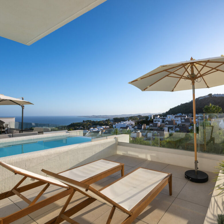 FOR SALE 🏡 Elegant 4 Bedroom Villa – Benalmádena Pueblo, Benalmádena