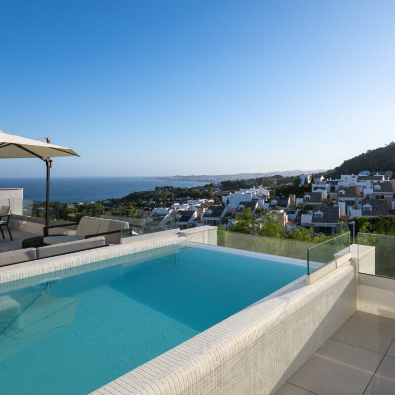 FOR SALE 🏡 Elegant 4 Bedroom Villa – Benalmádena Pueblo, Benalmádena