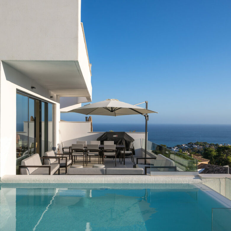 FOR SALE 🏡 Elegant 4 Bedroom Villa – Benalmádena Pueblo, Benalmádena