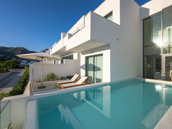 FOR SALE 🏡 Elegant 4 Bedroom Villa – Benalmádena Pueblo, Benalmádena