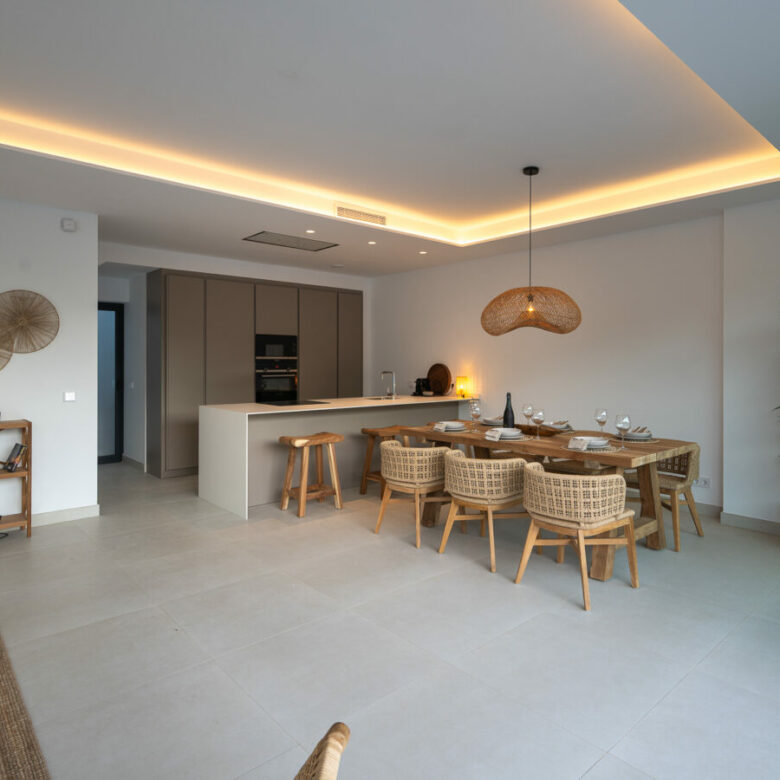 FOR SALE 🏡 Elegant 4 Bedroom Villa – Benalmádena Pueblo, Benalmádena