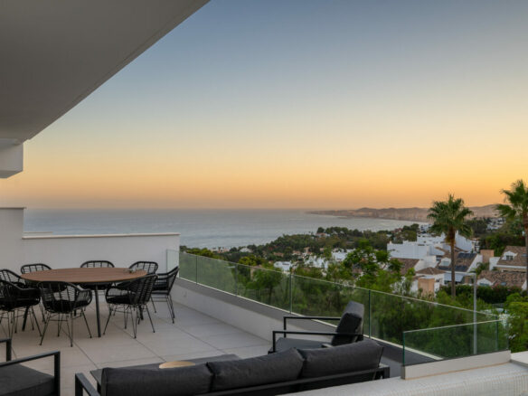 FOR SALE 🏡 Elegant 4 Bedroom Villa – Benalmádena Pueblo, Benalmádena