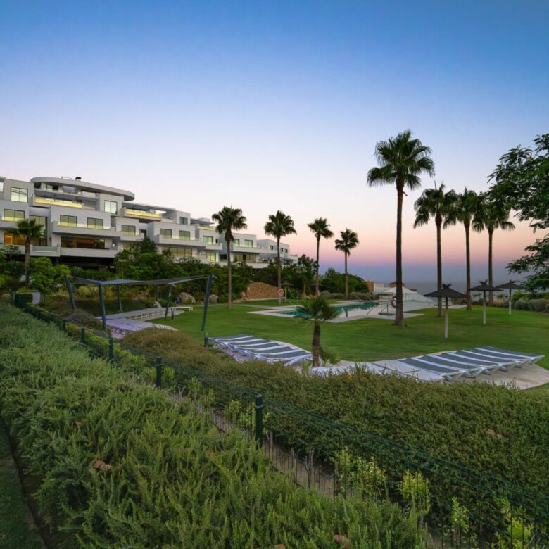 FOR SALE 🏡 Elegant 4 Bedroom Villa – Benalmádena Pueblo, Benalmádena