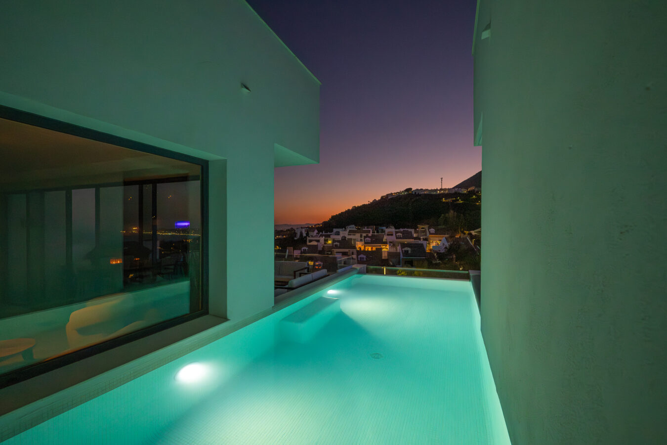FOR SALE 🏡 Elegant 4 Bedroom Villa – Benalmádena Pueblo, Benalmádena