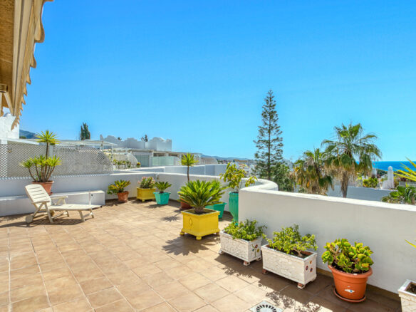 FOR SALE 🏡 South Facing Duplex Penthouse – Marbella Real, Golden Mile, Marbella