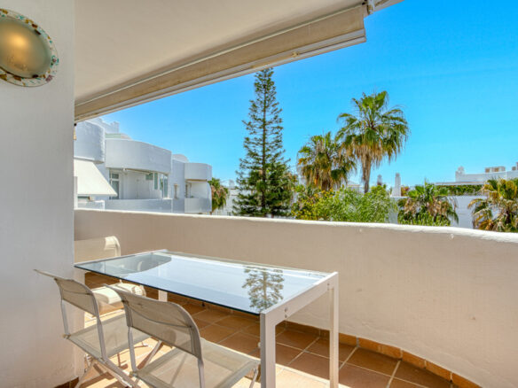FOR SALE 🏡 South Facing Duplex Penthouse – Marbella Real, Golden Mile, Marbella