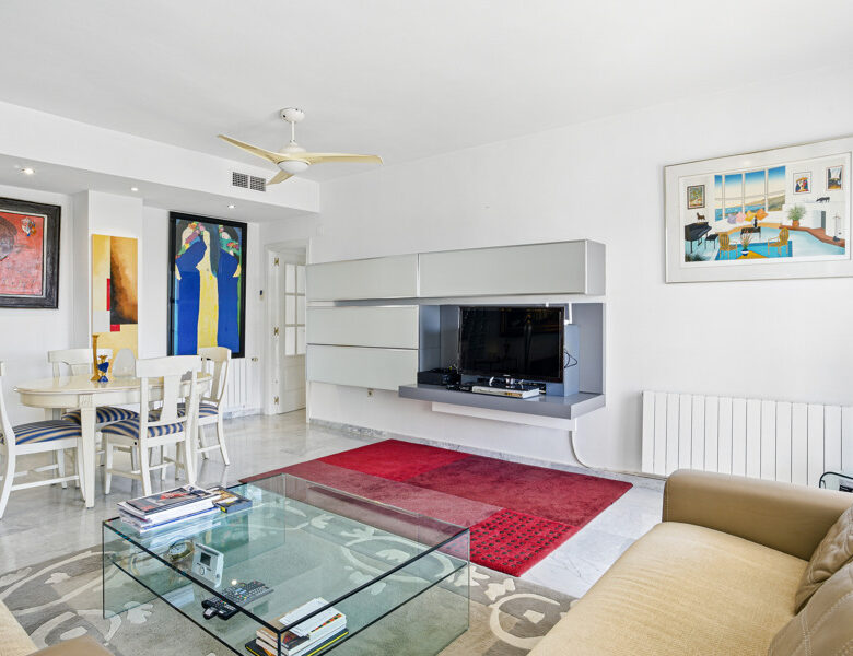 FOR SALE 🏡 South Facing Duplex Penthouse – Marbella Real, Golden Mile, Marbella