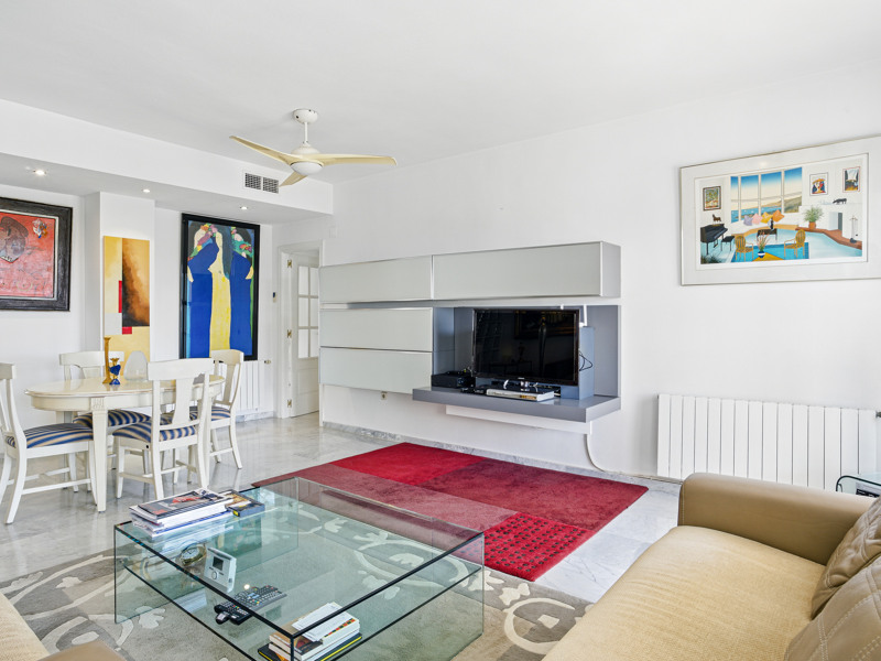 FOR SALE 🏡 South Facing Duplex Penthouse – Marbella Real, Golden Mile, Marbella