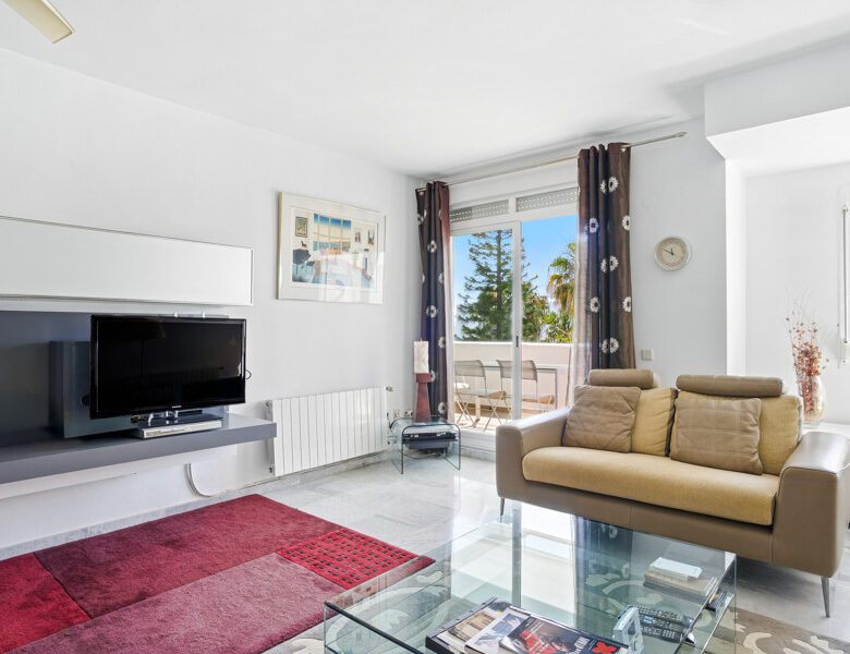 FOR SALE 🏡 South Facing Duplex Penthouse – Marbella Real, Golden Mile, Marbella