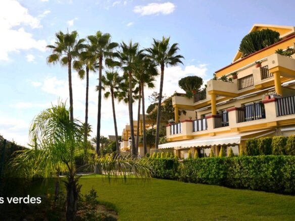 FOR SALE 🏡 Renovated Beachfront Studio next to Nikki Beach – Romano Playa, Elviria, Marbella