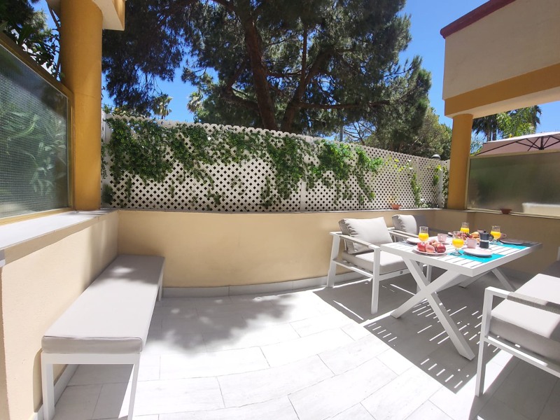 FOR SALE 🏡 Renovated Beachfront Studio next to Nikki Beach – Romano Playa, Elviria, Marbella