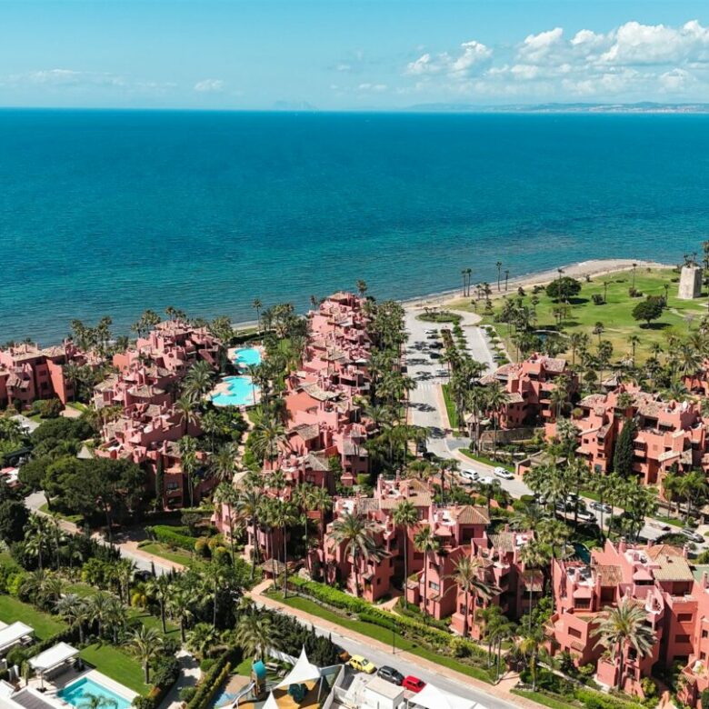 FOR SALE 🏡 Menara Beach Duplex Penthouse – Estepona East, Estepona