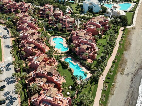 FOR SALE 🏡 Menara Beach Duplex Penthouse – Estepona East, Estepona
