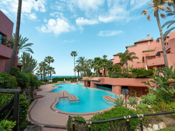FOR SALE 🏡 Menara Beach Duplex Penthouse – Estepona East, Estepona