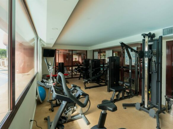 FOR SALE 🏡 Menara Beach Duplex Penthouse – Estepona East, Estepona