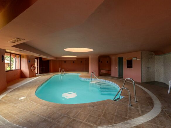 FOR SALE 🏡 Menara Beach Duplex Penthouse – Estepona East, Estepona