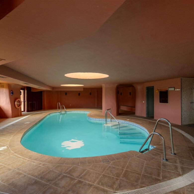 FOR SALE 🏡 Menara Beach Duplex Penthouse – Estepona East, Estepona