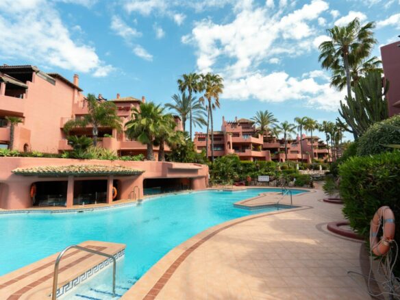 FOR SALE 🏡 Menara Beach Duplex Penthouse – Estepona East, Estepona