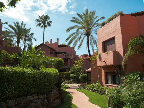FOR SALE 🏡 Menara Beach Duplex Penthouse – Estepona East, Estepona