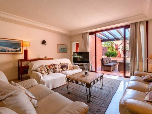 FOR SALE 🏡 Menara Beach Duplex Penthouse – Estepona East, Estepona