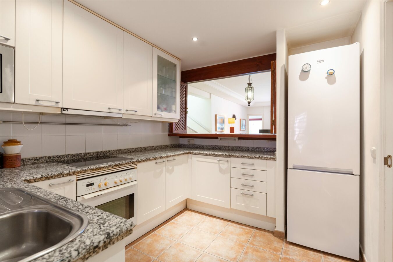 FOR SALE 🏡 Menara Beach Duplex Penthouse – Estepona East, Estepona