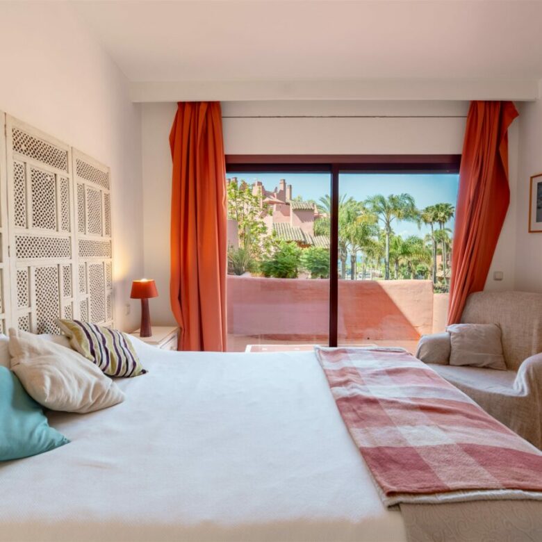 FOR SALE 🏡 Menara Beach Duplex Penthouse – Estepona East, Estepona