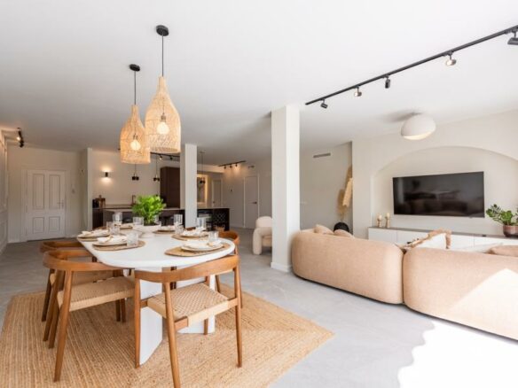 FOR SALE 🏡 Renovated Apartment with Golf Views – Mirador II, La Quinta, Benahavís