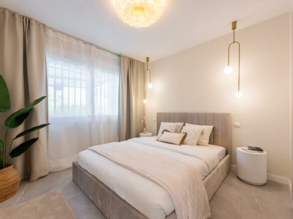 FOR SALE 🏡 Renovated Apartment with Golf Views – Mirador II, La Quinta, Benahavís