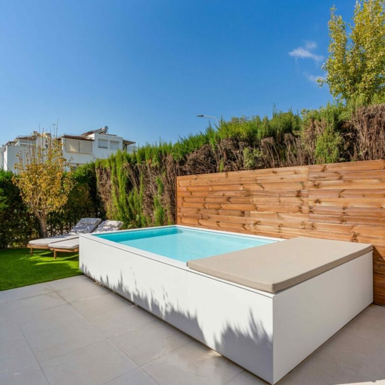 FOR SALE 🏡 Reduced 4 Bedroom Townhouse – Nagüeles, Golden Mile, Marbella