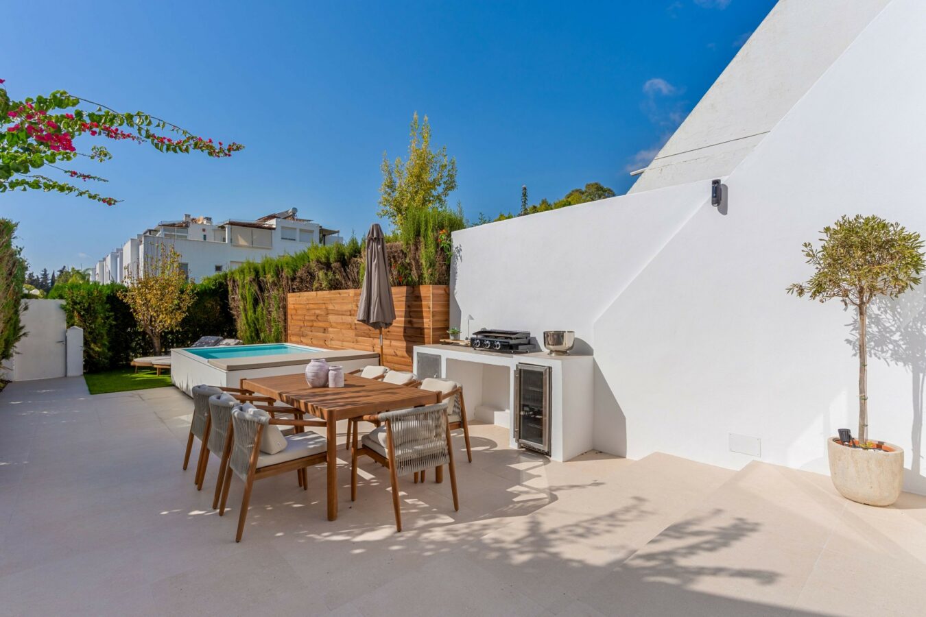 FOR SALE 🏡 Reduced 4 Bedroom Townhouse – Nagüeles, Golden Mile, Marbella