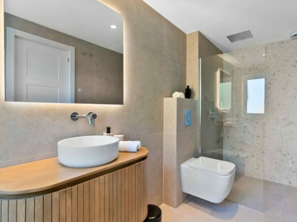 FOR SALE 🏡 Reduced 4 Bedroom Townhouse – Nagüeles, Golden Mile, Marbella