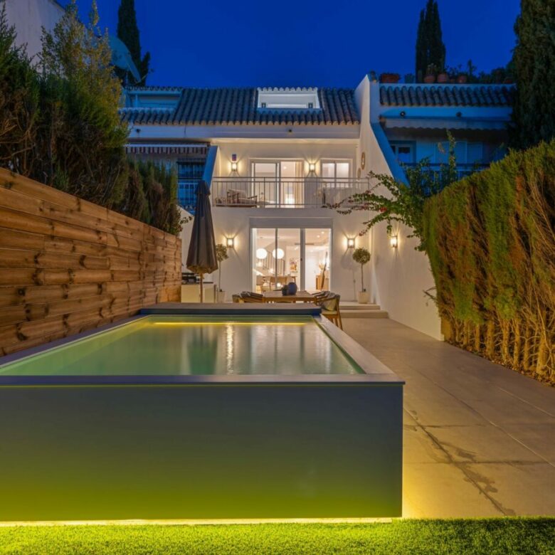 FOR SALE 🏡 Reduced 4 Bedroom Townhouse – Nagüeles, Golden Mile, Marbella