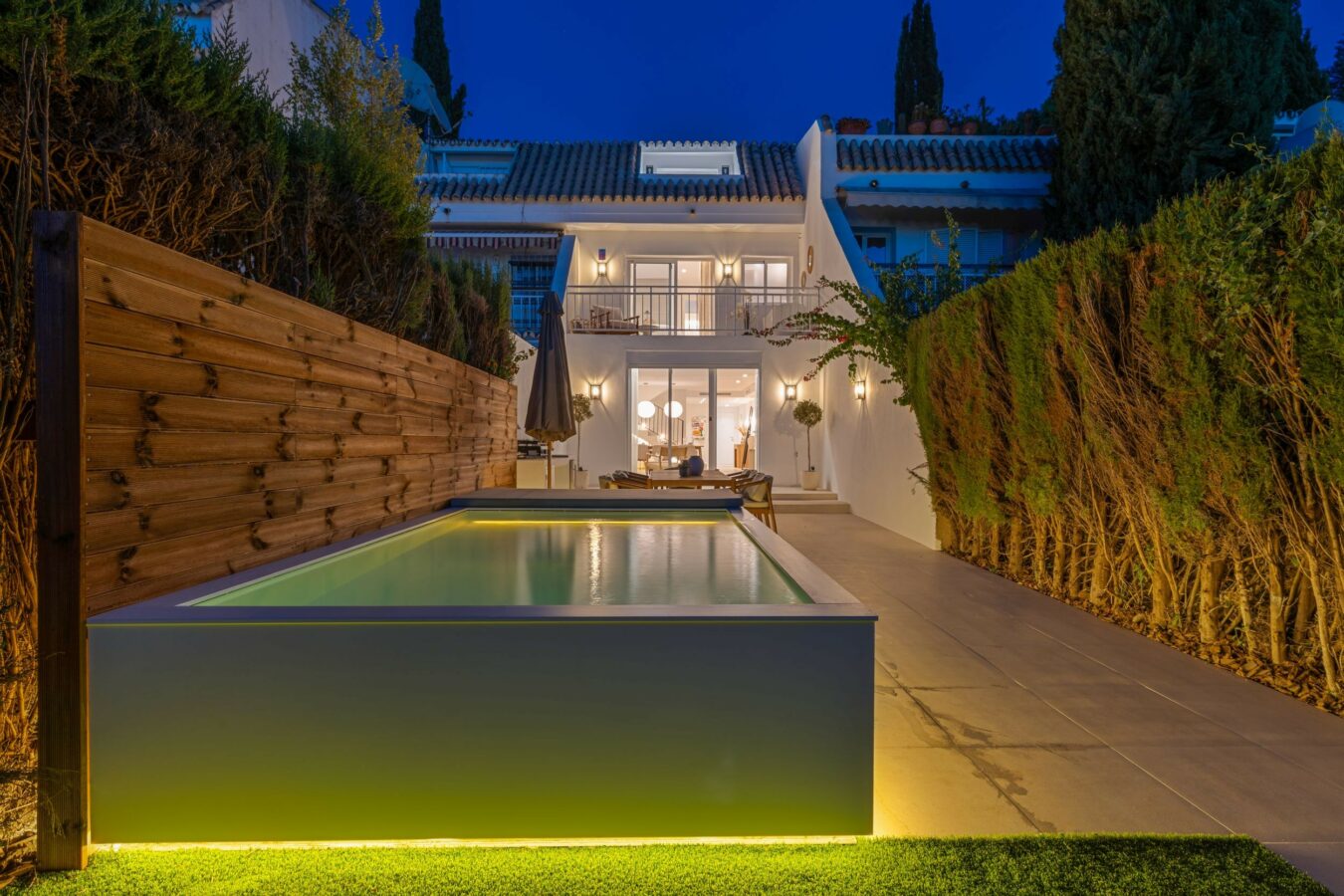 FOR SALE 🏡 Reduced 4 Bedroom Townhouse – Nagüeles, Golden Mile, Marbella