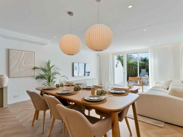 FOR SALE 🏡 Reduced 4 Bedroom Townhouse – Nagüeles, Golden Mile, Marbella