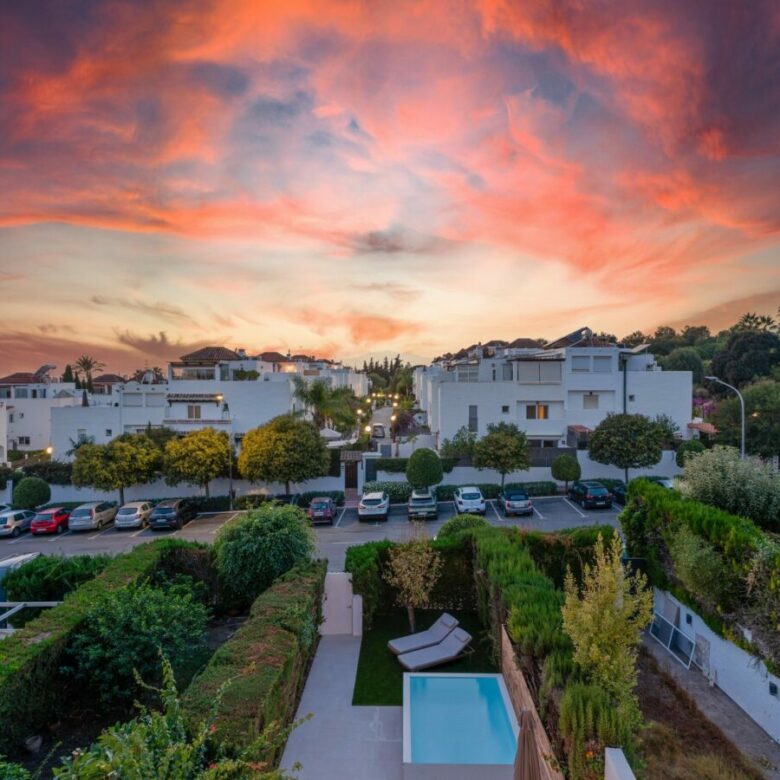 FOR SALE 🏡 Reduced 4 Bedroom Townhouse – Nagüeles, Golden Mile, Marbella