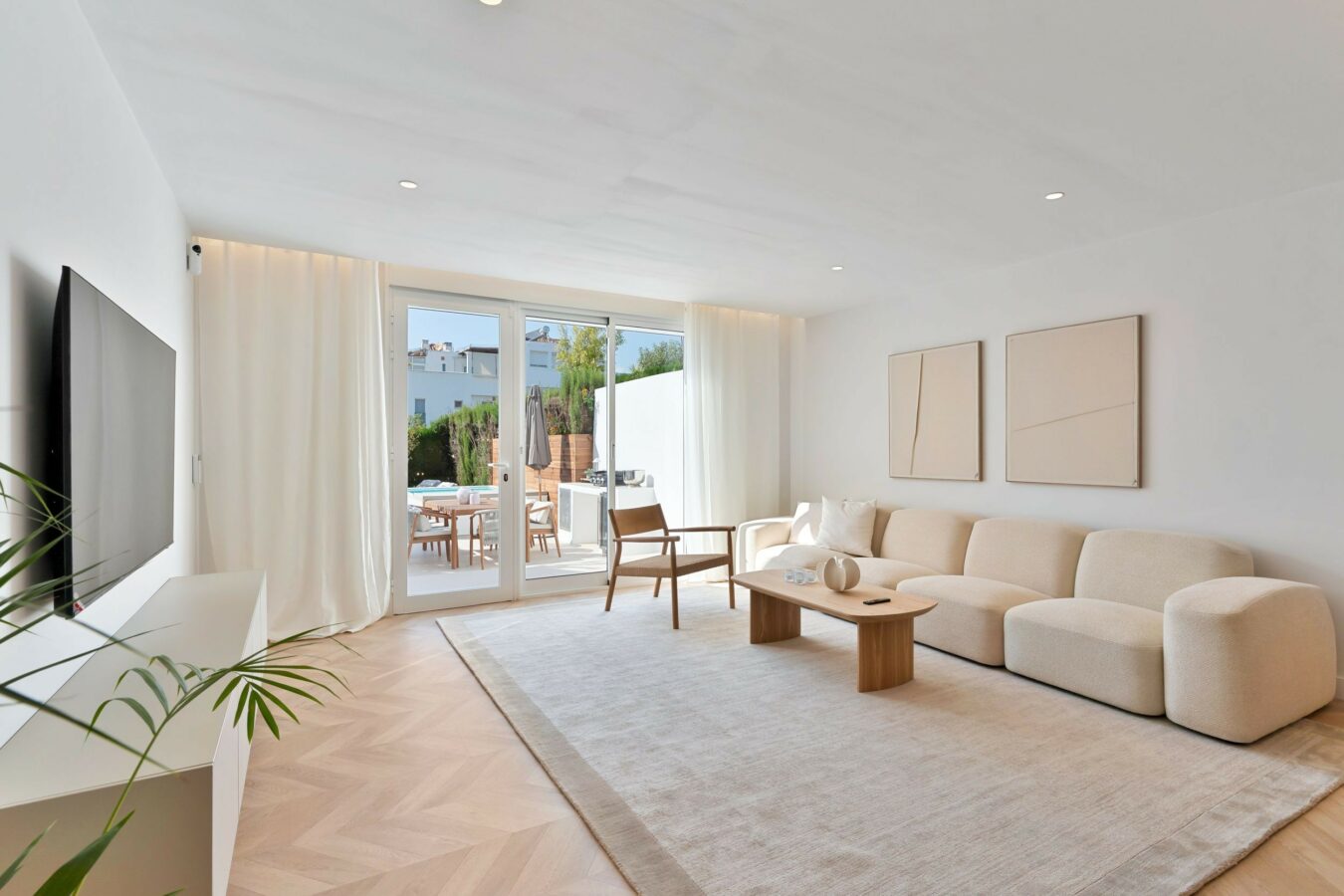 FOR SALE 🏡 Reduced 4 Bedroom Townhouse – Nagüeles, Golden Mile, Marbella
