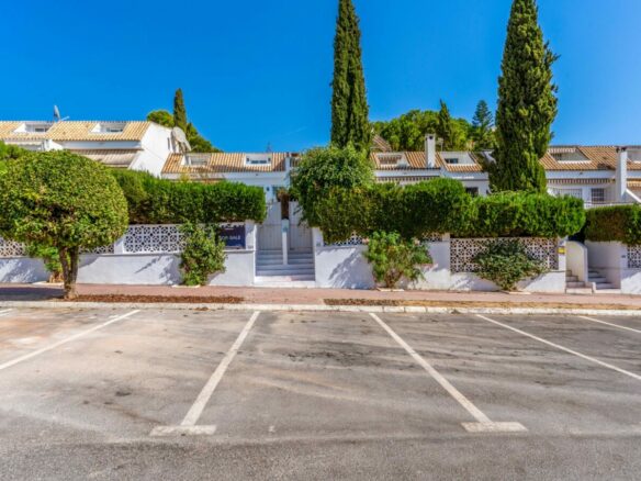 FOR SALE 🏡 Reduced 4 Bedroom Townhouse – Nagüeles, Golden Mile, Marbella