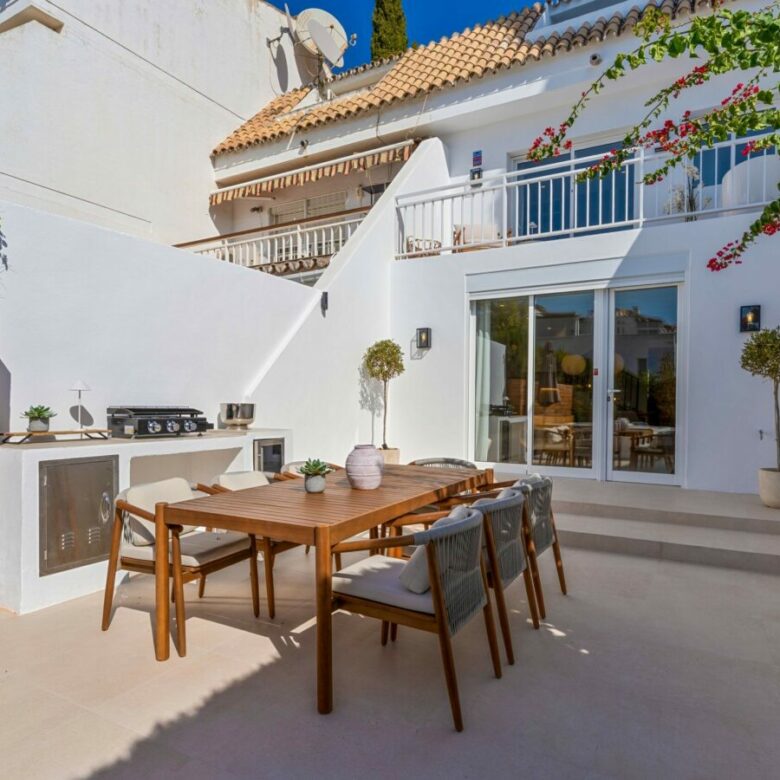 FOR SALE 🏡 Reduced 4 Bedroom Townhouse – Nagüeles, Golden Mile, Marbella