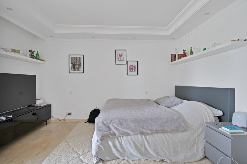 FOR SALE 🏡 Renovated Mediterranean Villa with Solar Energy – Nagüeles, Golden Mile, Marbella