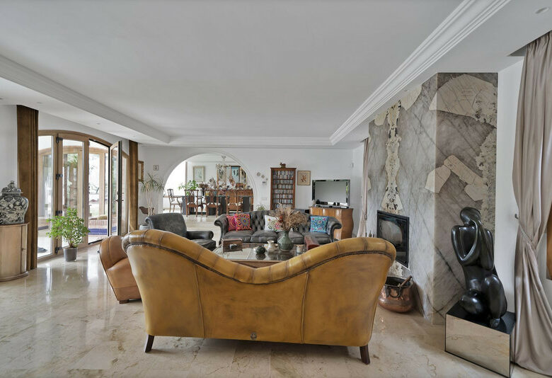 FOR SALE 🏡 Renovated Mediterranean Villa with Solar Energy – Nagüeles, Golden Mile, Marbella
