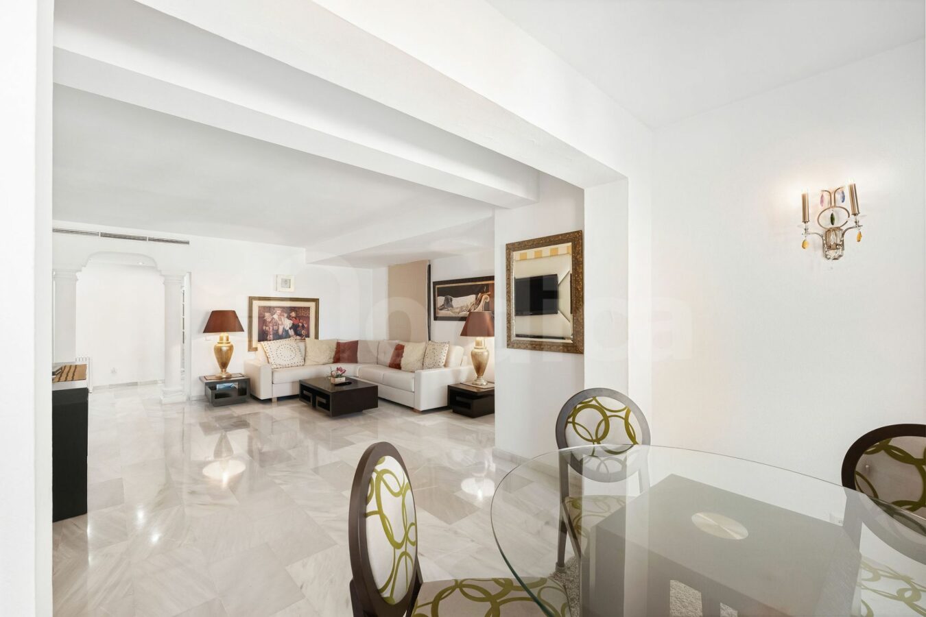 FOR SALE 🏡 Marina View Apartment in Benabola – Puerto Banús, Marbella
