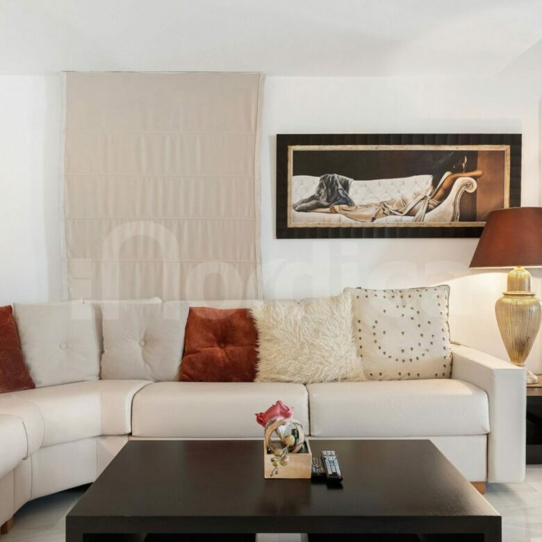 FOR SALE 🏡 Marina View Apartment in Benabola – Puerto Banús, Marbella