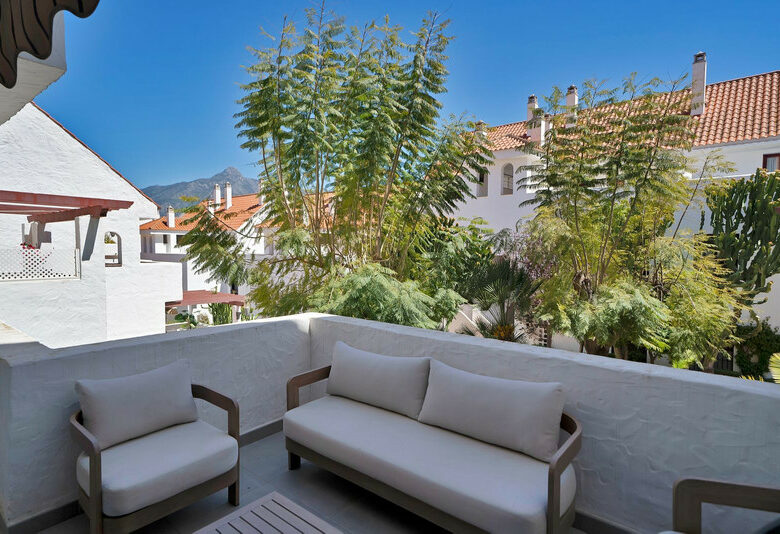 FOR SALE 🏡 Elegant Ground Floor Apartment – La Maestranza, Nueva Andalucía, Marbella