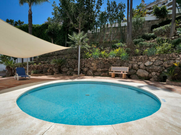 FOR SALE 🏡 Elegant Ground Floor Apartment – La Maestranza, Nueva Andalucía, Marbella