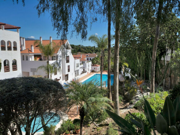 FOR SALE 🏡 Elegant Ground Floor Apartment – La Maestranza, Nueva Andalucía, Marbella