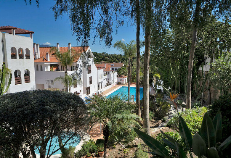 FOR SALE 🏡 Elegant Ground Floor Apartment – La Maestranza, Nueva Andalucía, Marbella