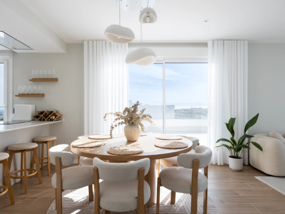 FOR SALE 🏡 Top Floor Penthouse with 128 M2 Wraparound Terrace – La Campana, Nueva Andalucía